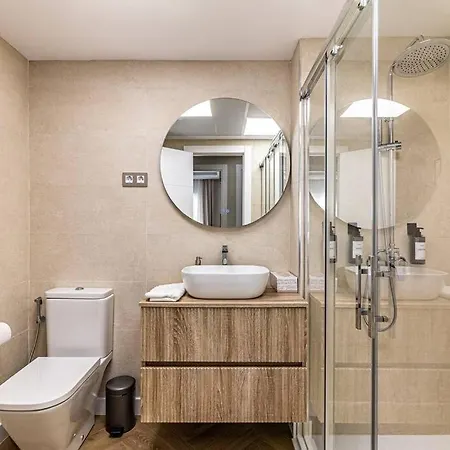 Lovely In Dama De Noche Marbella